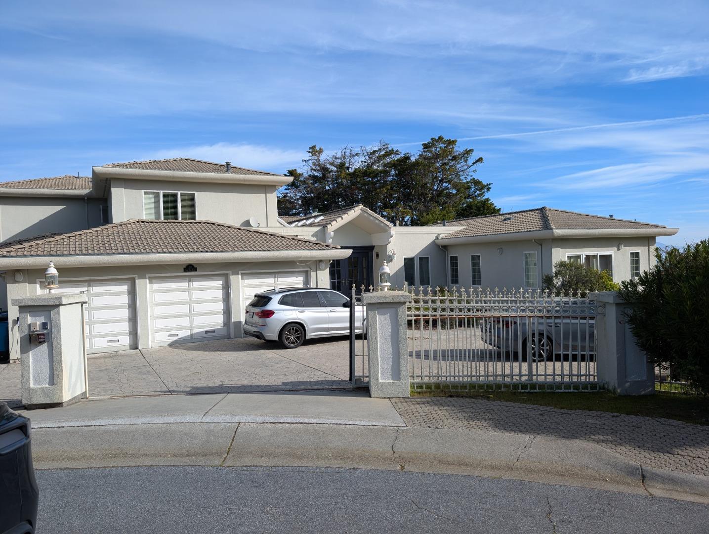 20 Silk Tree Place