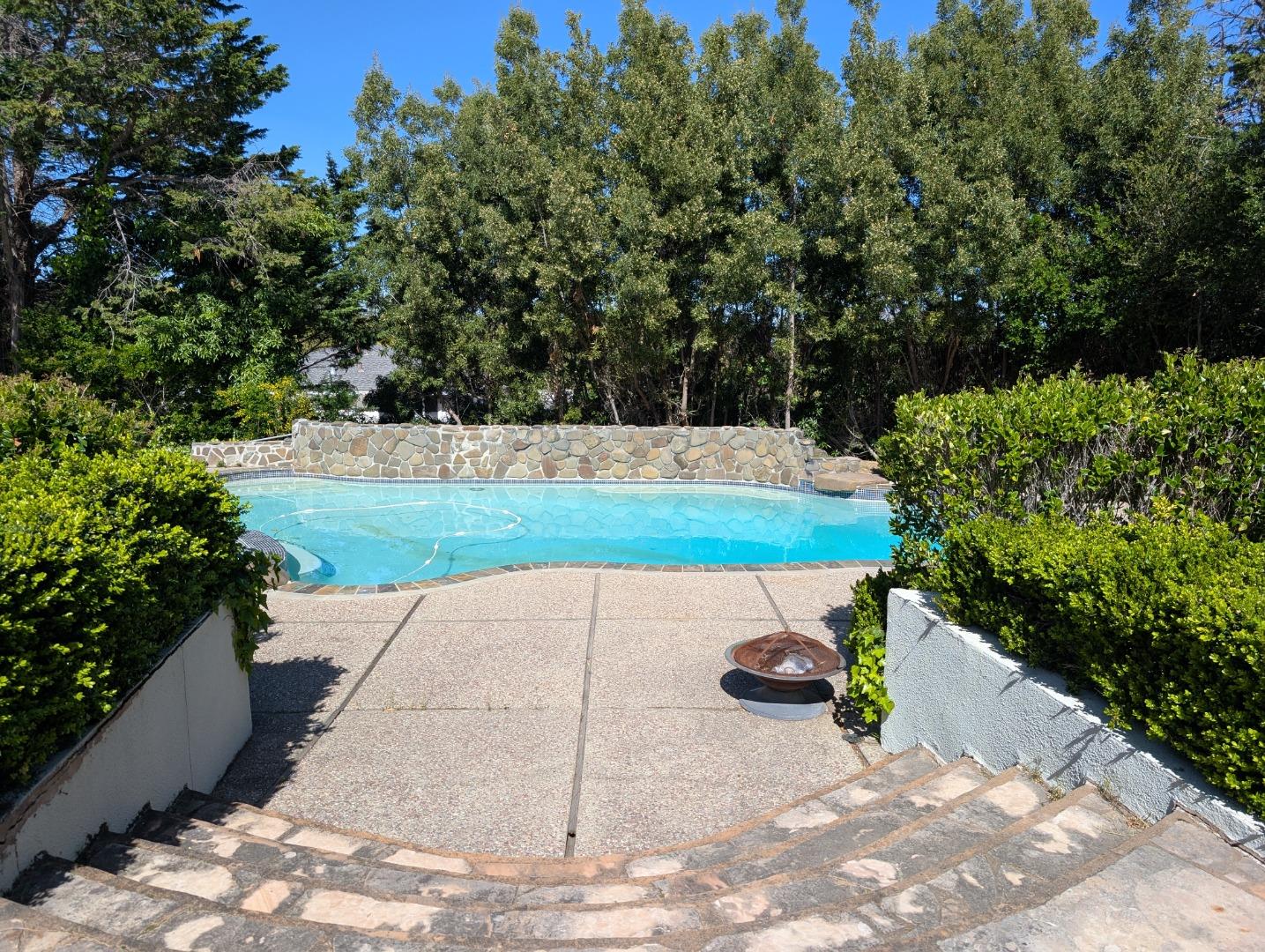 20 Silk Tree Place