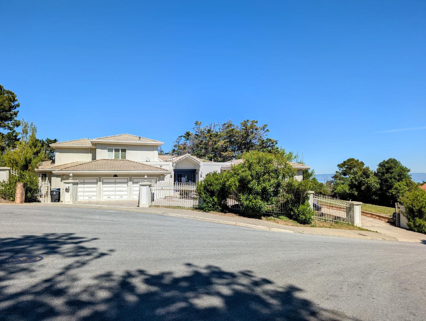 20 Silk Tree Place