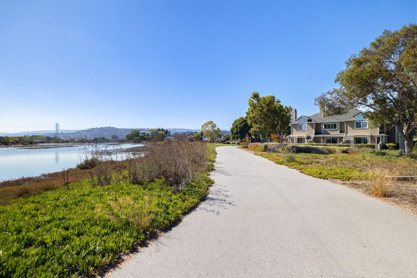 308 Treasure Island DR