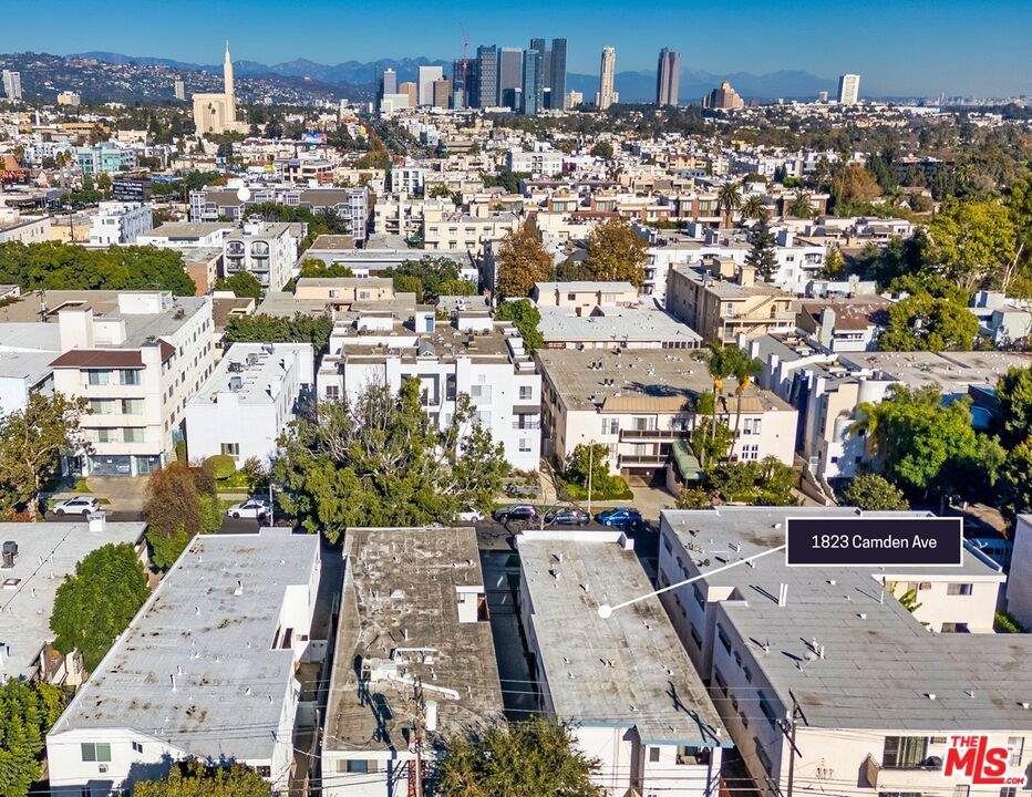 1823 Camden Avenue