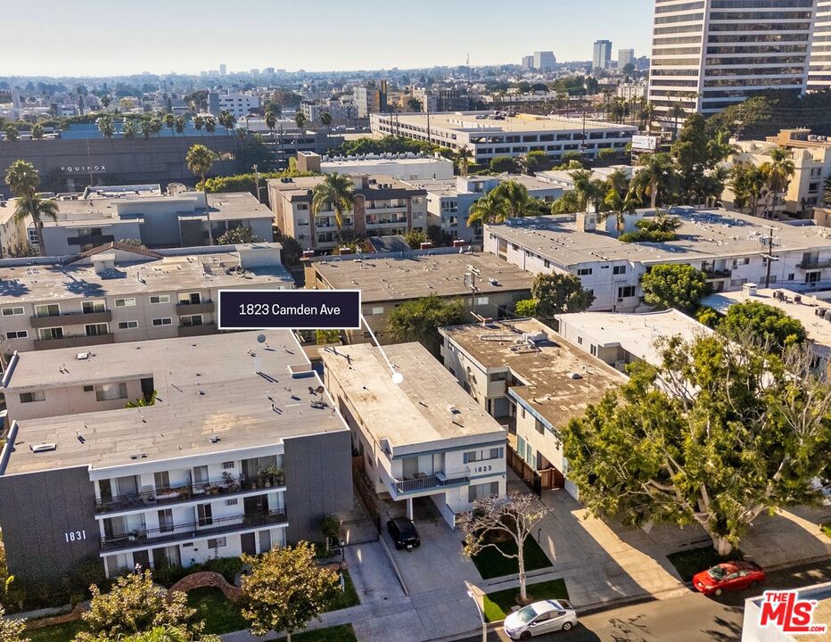 1823 Camden Avenue