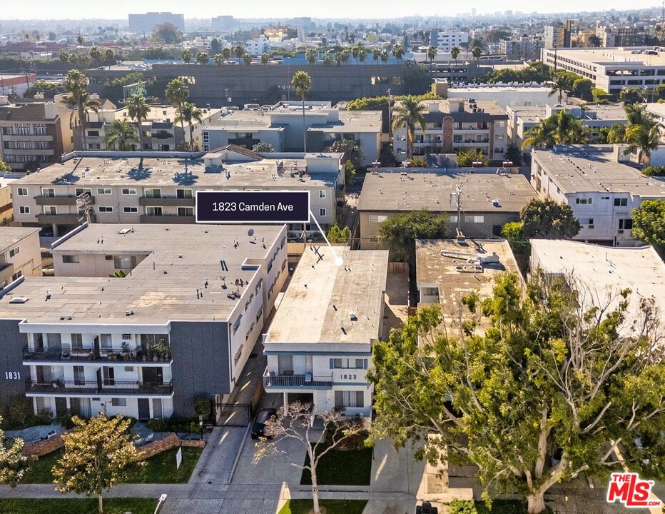 1823 Camden Avenue