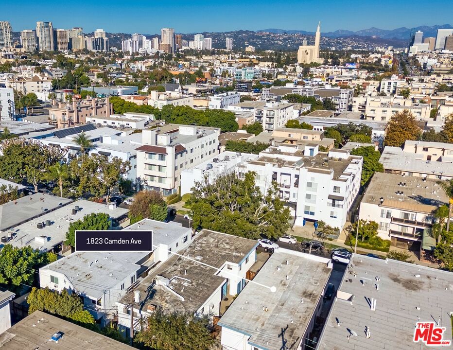 1823 Camden Avenue
