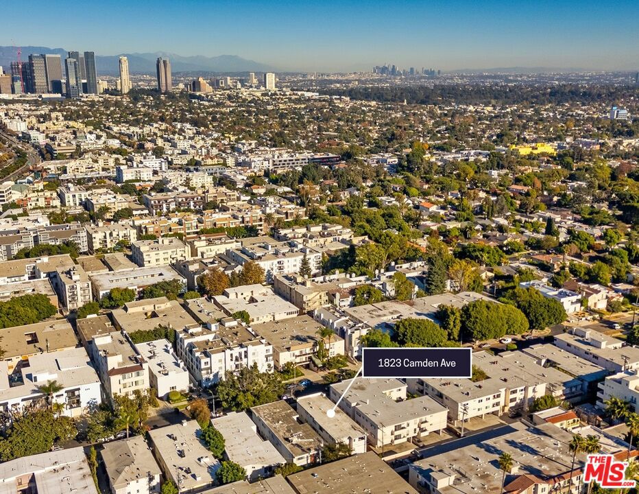 1823 Camden Avenue
