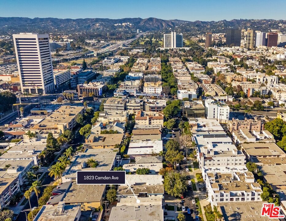 1823 Camden Avenue