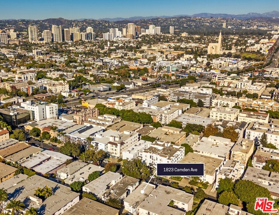 1823 Camden Avenue
