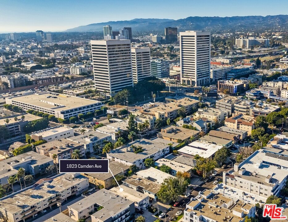 1823 Camden Avenue