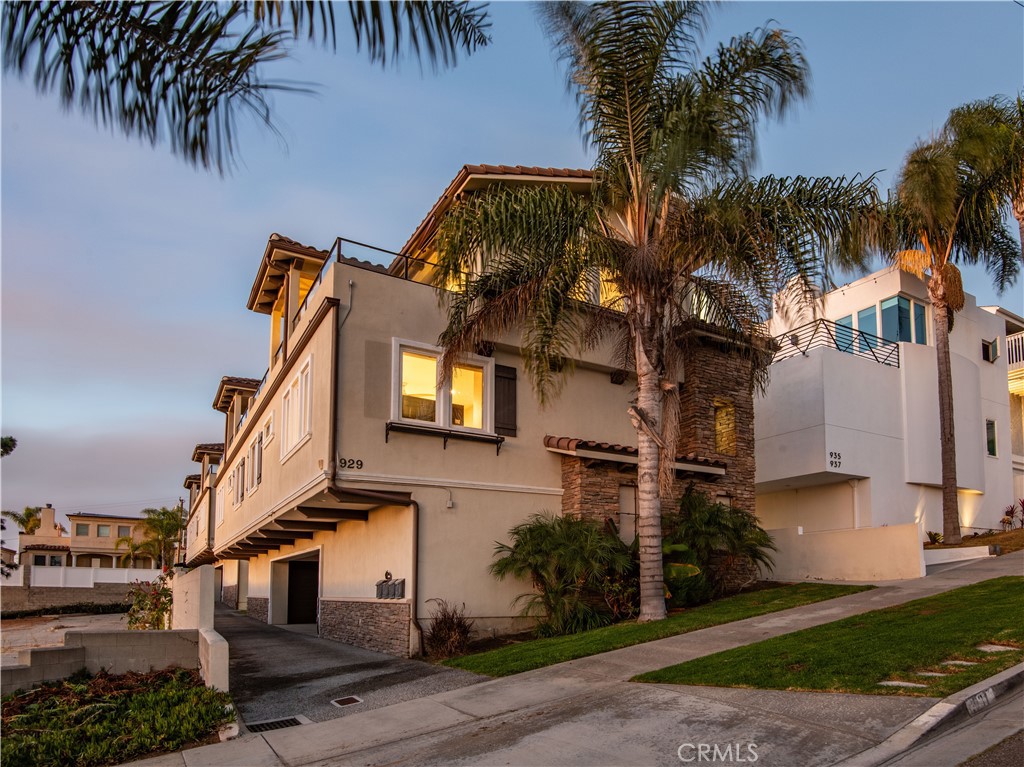 929 1st Street Unit: A