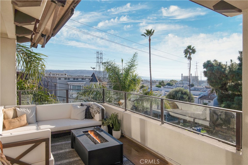 929 1st Street Unit: A