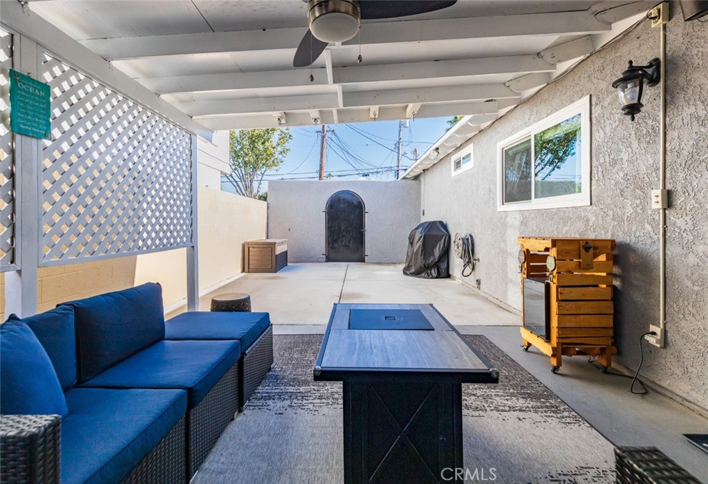 15217 Eastwood Avenue