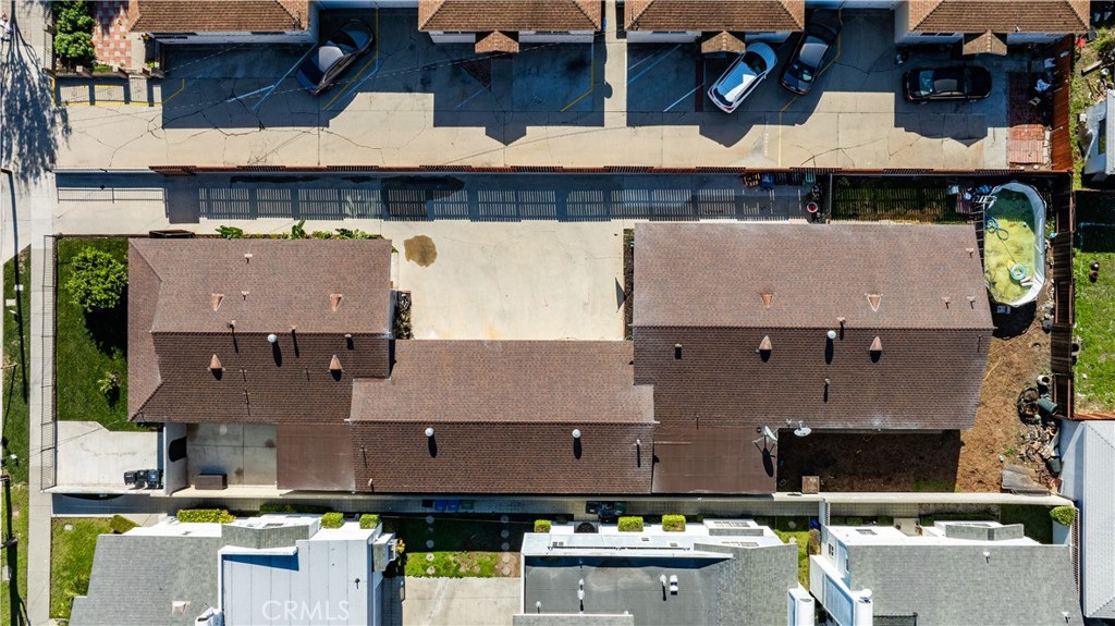 15217 Eastwood Avenue