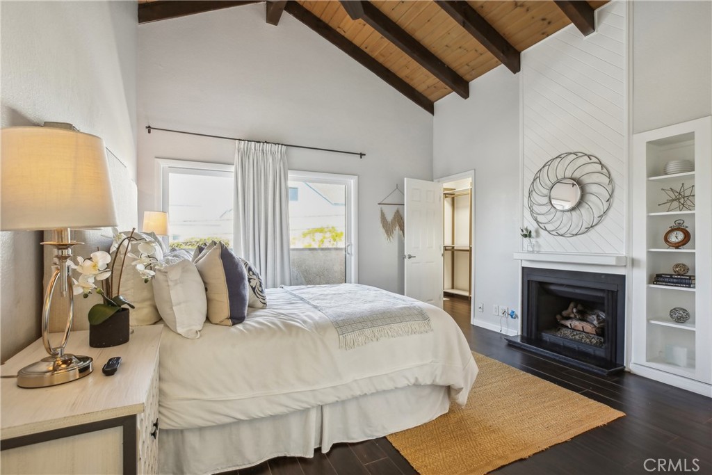 425 N Elena Avenue 2