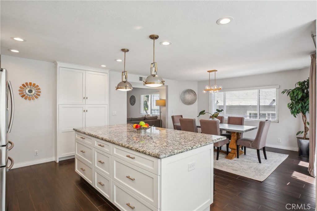 425 N Elena Avenue 2