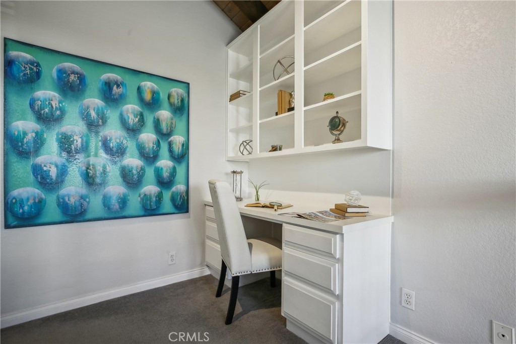 425 N Elena Avenue 2