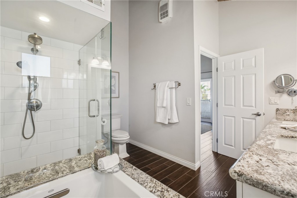 425 N Elena Avenue 2