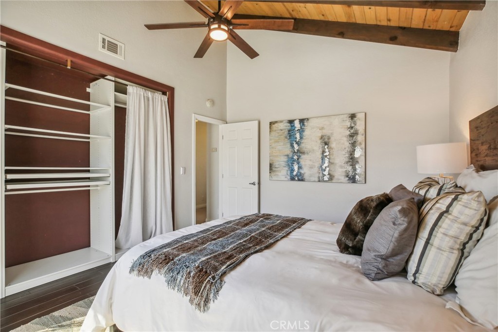 425 N Elena Avenue 2