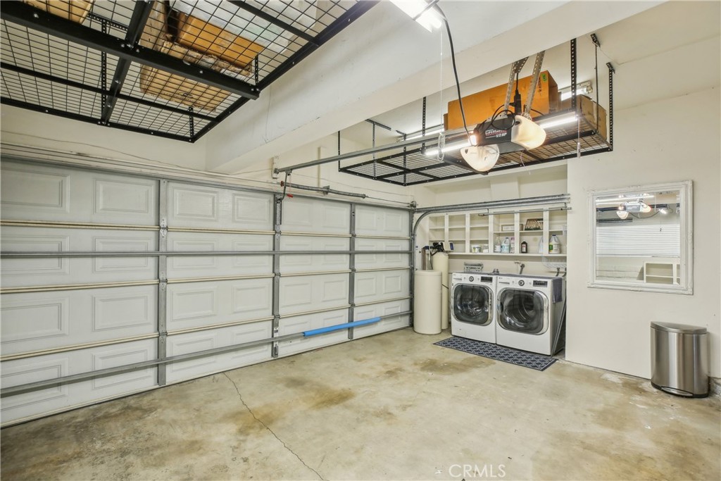 425 N Elena Avenue 2