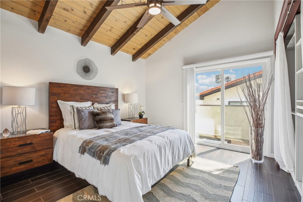 425 N Elena Avenue 2