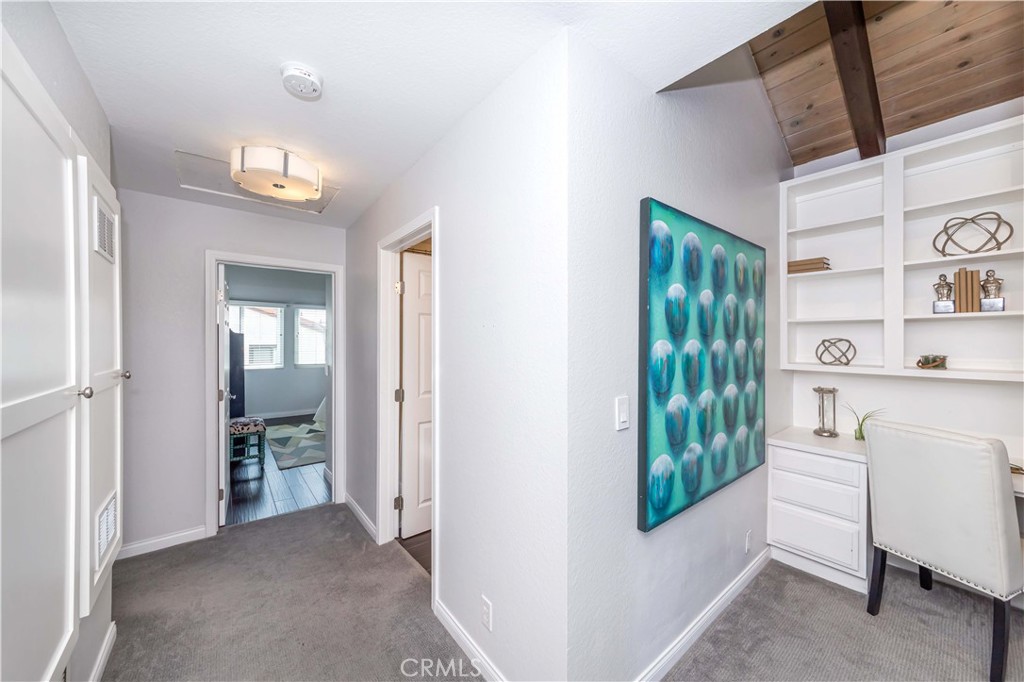 425 N Elena Avenue 2