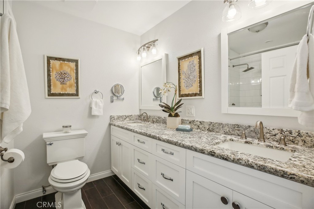 425 N Elena Avenue 2