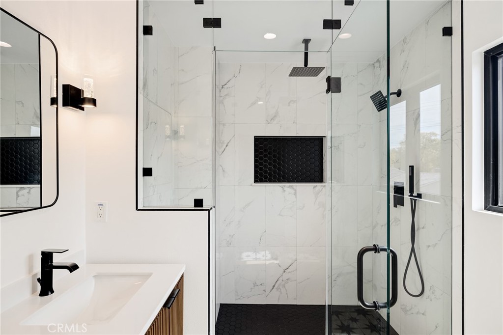 6037 Candlewood Street