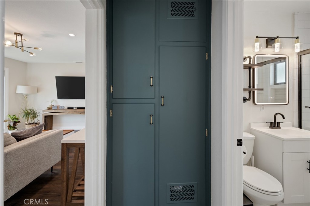 6037 Candlewood Street