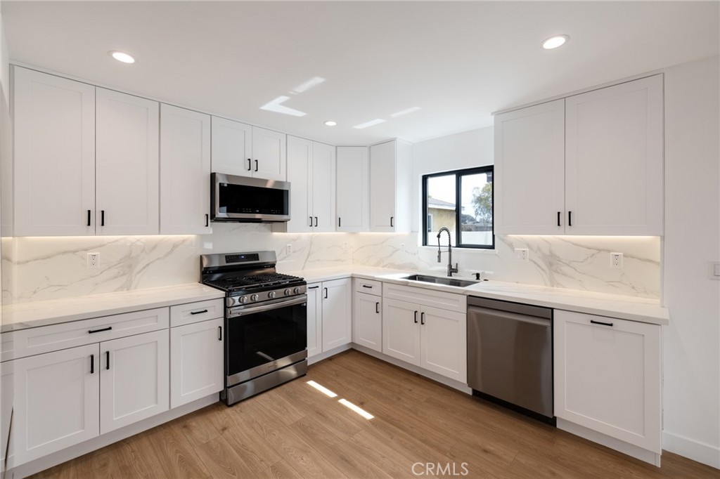 6037 Candlewood Street