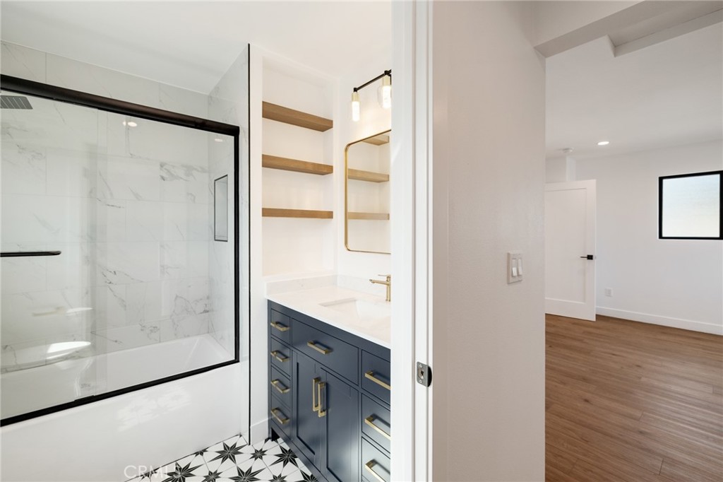 6037 Candlewood Street