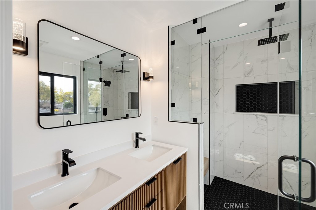 6037 Candlewood Street