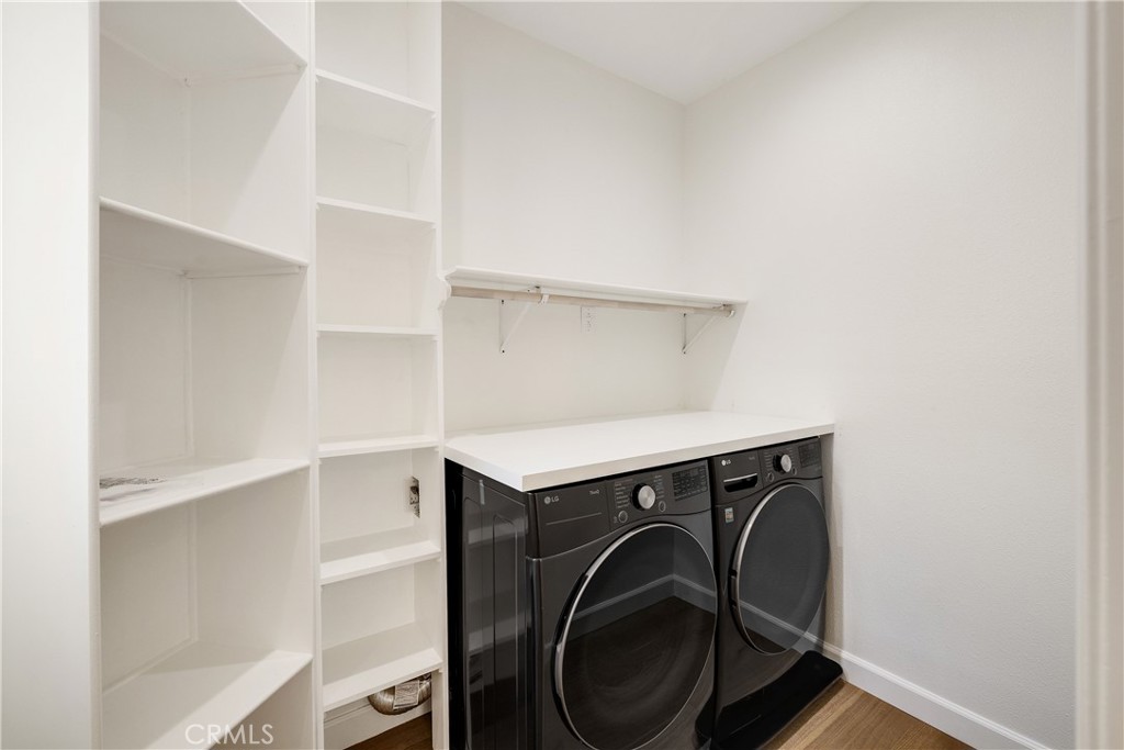 1917 Warfield Avenue A