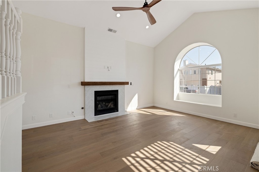 1917 Warfield Avenue A