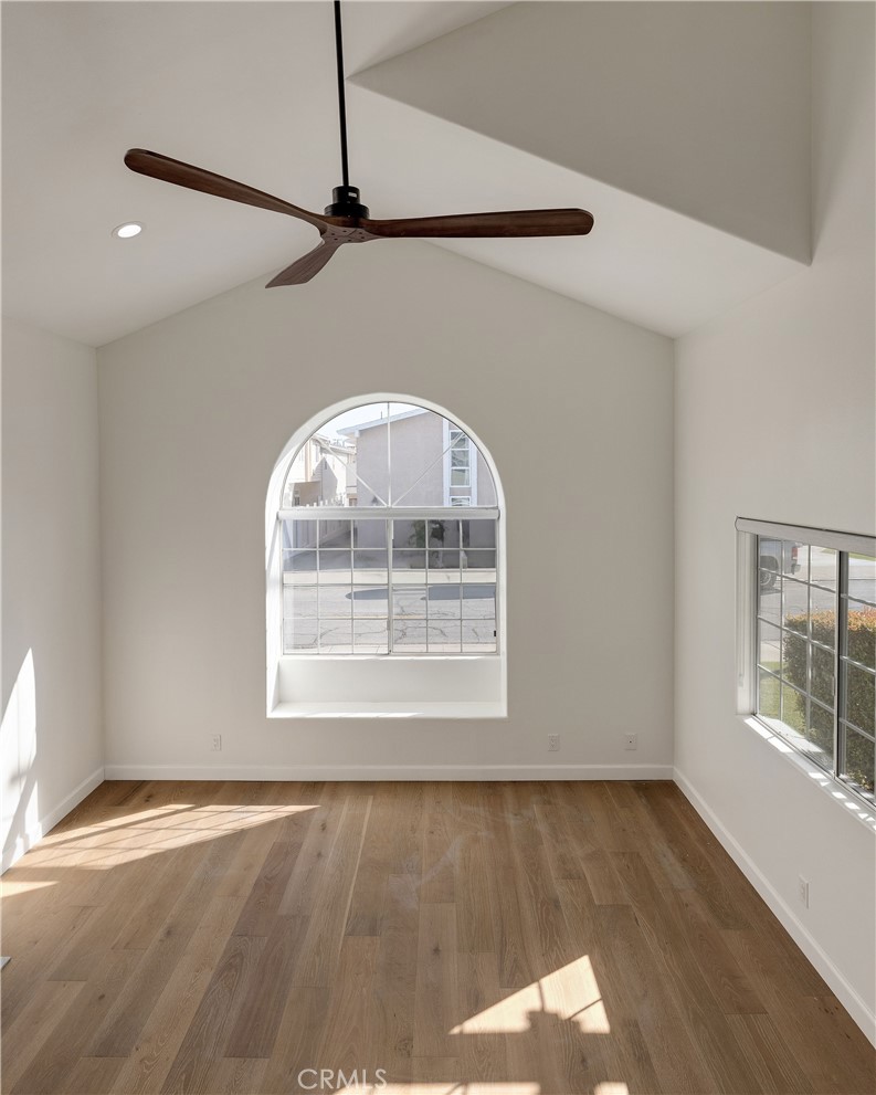 1917 Warfield Avenue A