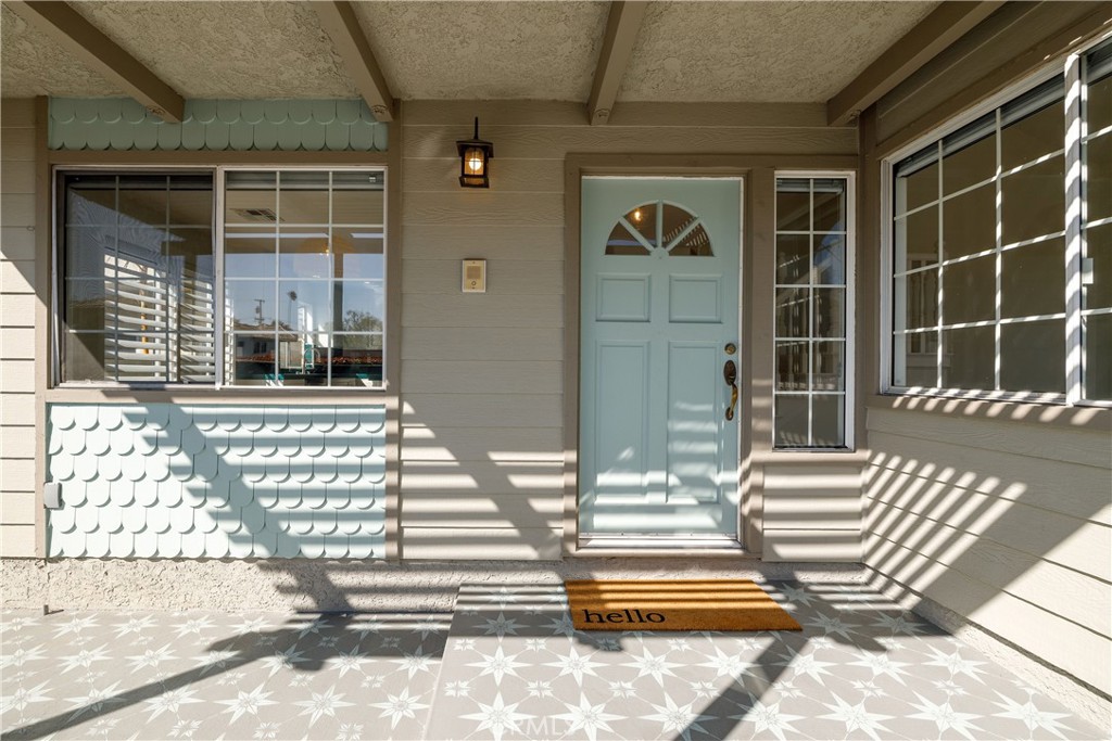 1917 Warfield Avenue A