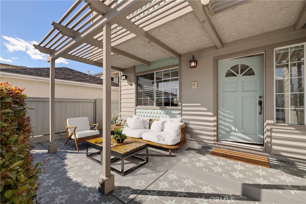 1917 Warfield Avenue A