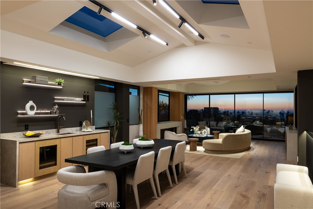 412 S Francisca Avenue