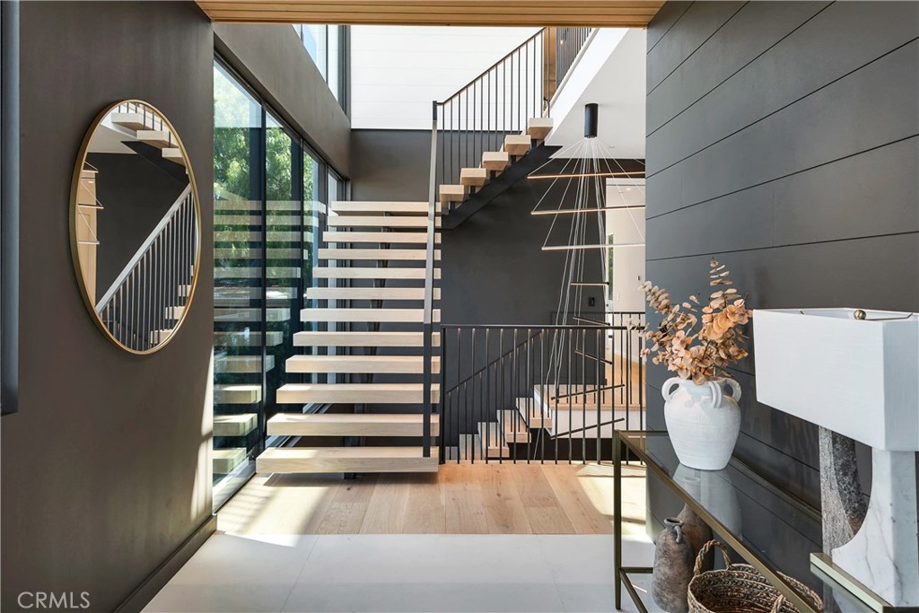 412 S Francisca Avenue