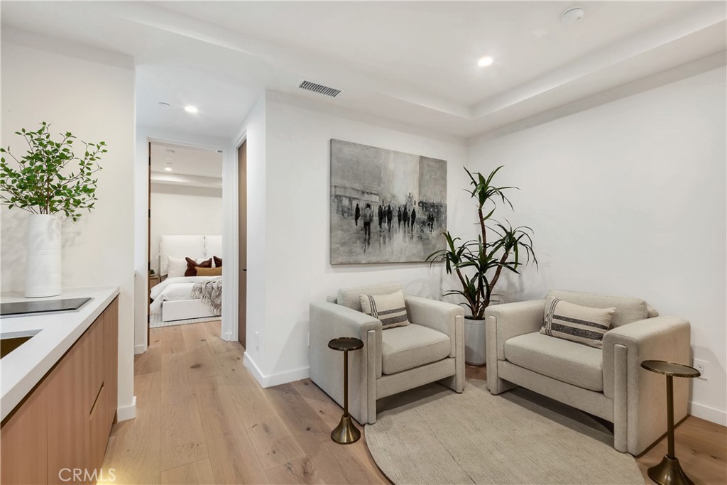 412 S Francisca Avenue