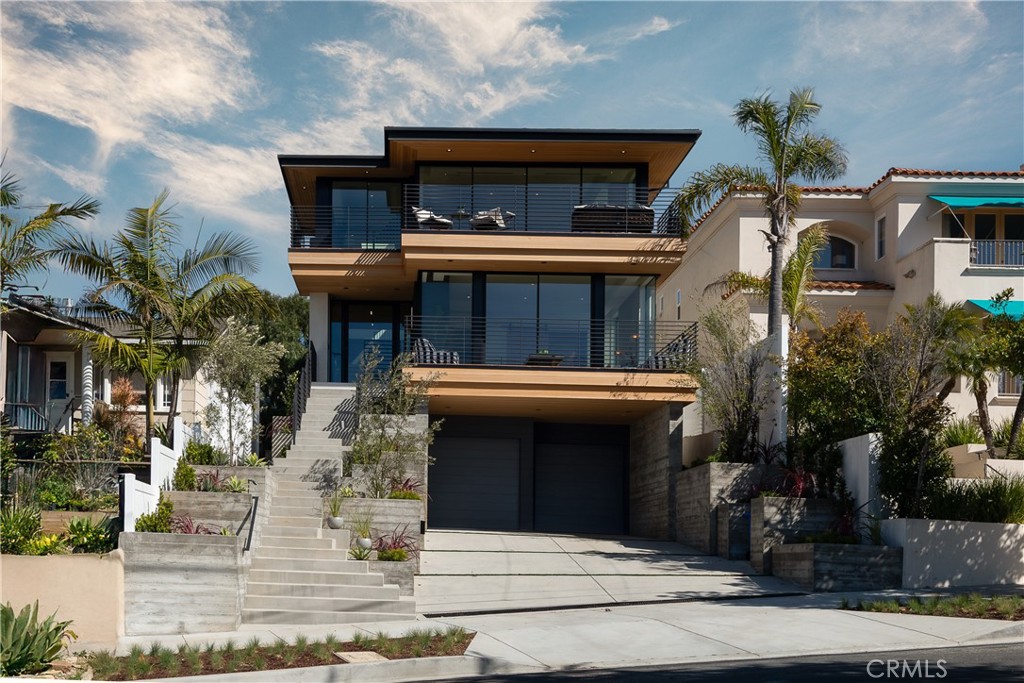 412 S Francisca Avenue