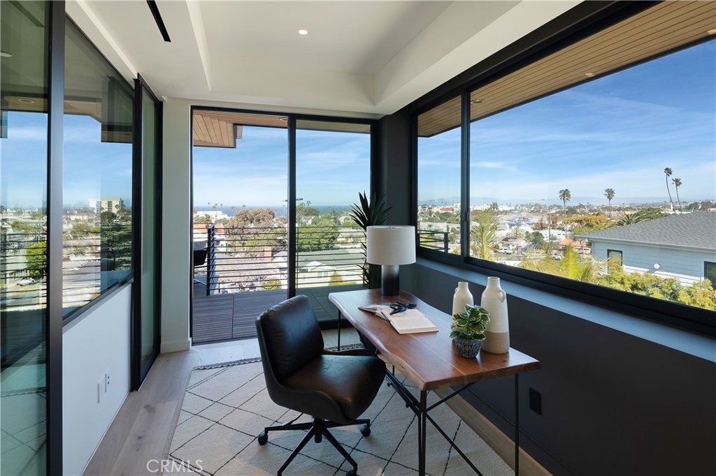 412 S Francisca Avenue