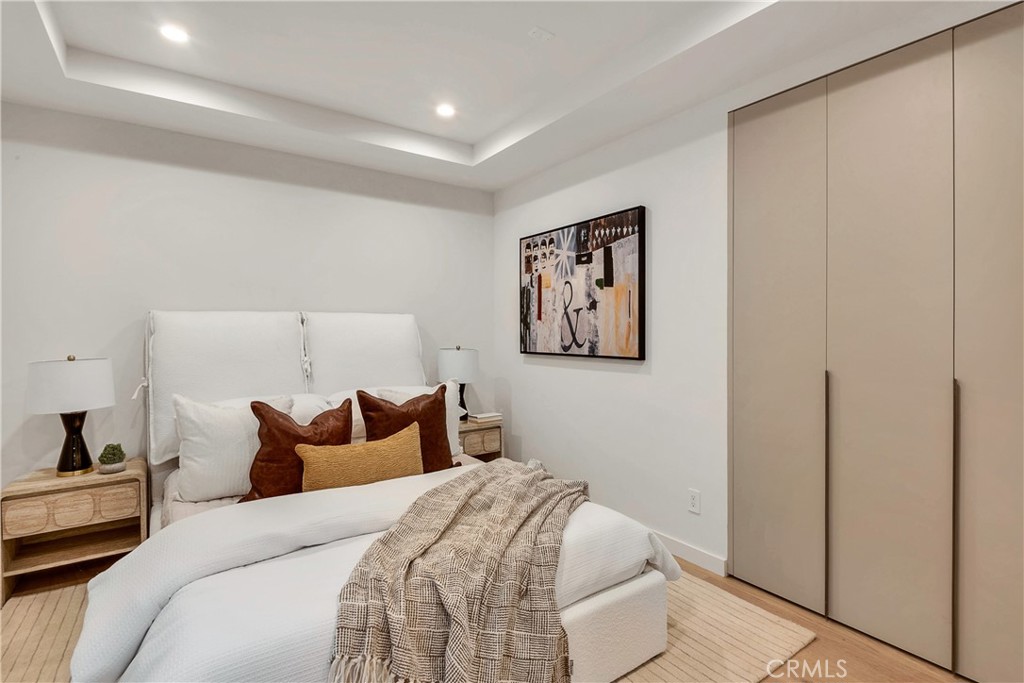 412 S Francisca Avenue