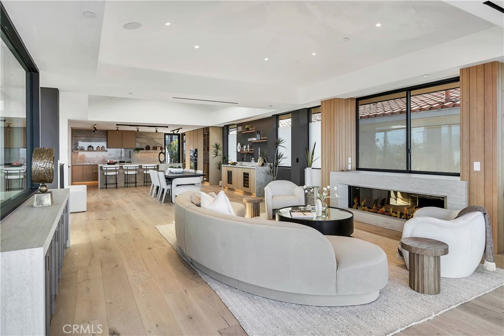 412 S Francisca Avenue