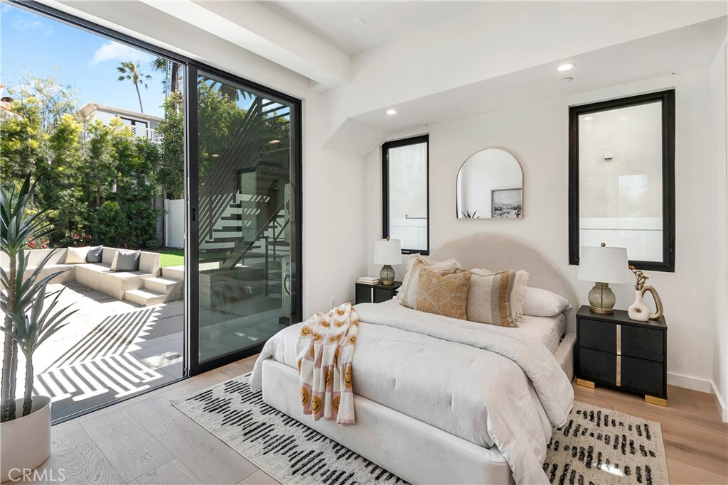 412 S Francisca Avenue