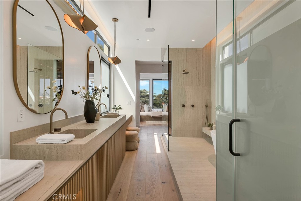 412 S Francisca Avenue