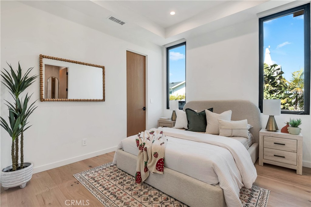 412 S Francisca Avenue