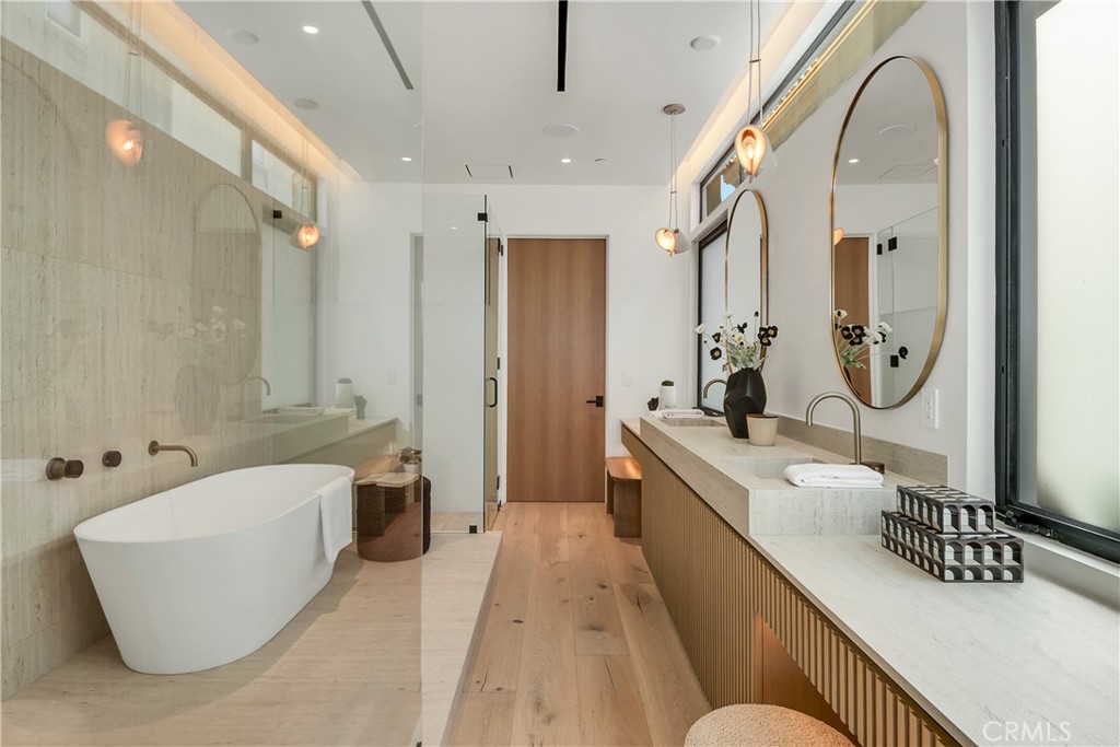 412 S Francisca Avenue