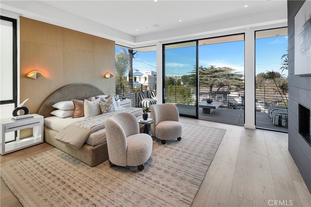 412 S Francisca Avenue