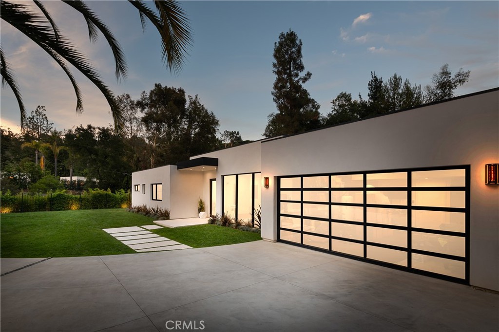 9924 Liebe Drive