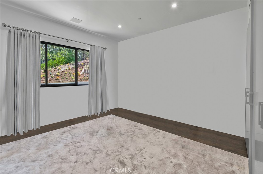 9924 Liebe Drive