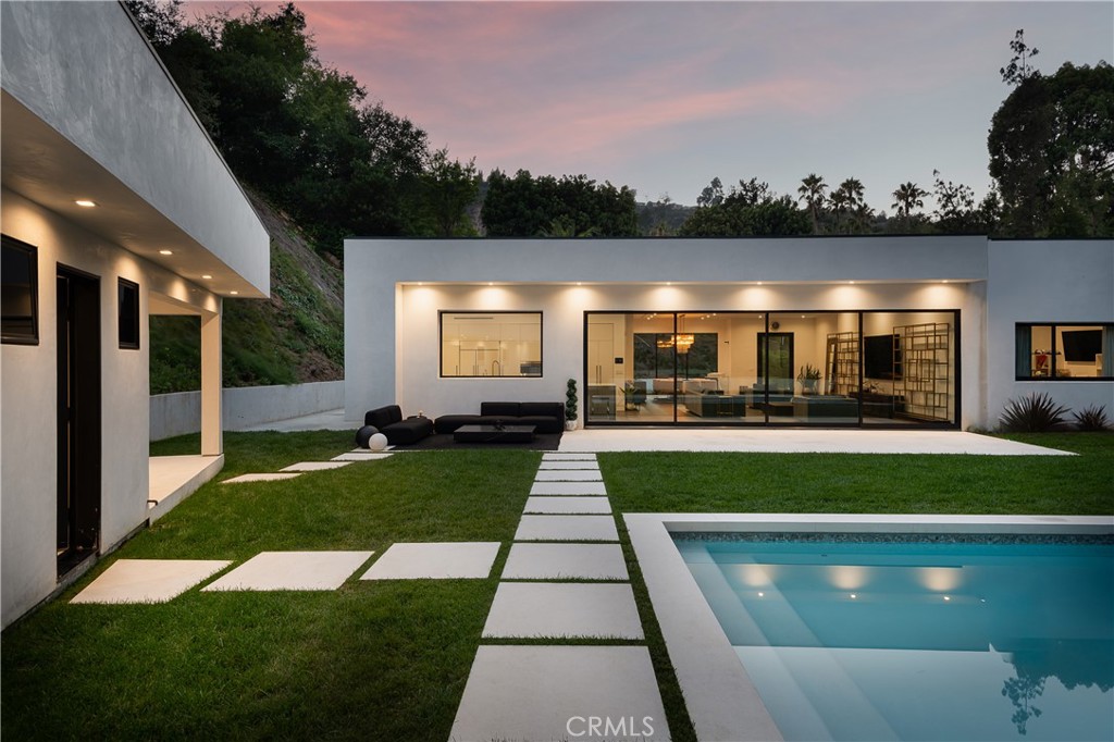 9924 Liebe Drive